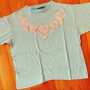 Vintage 80s light blue t-shirt by Zoo Crew with retro pink textured hearts